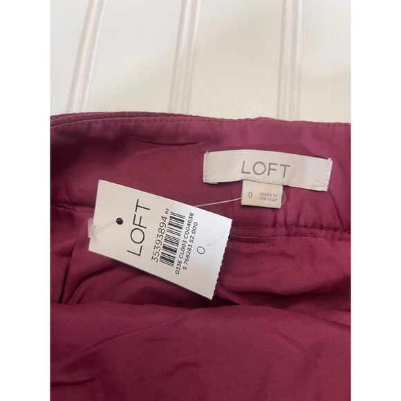 NWT Loft Belted Patch Pocket Skirt Wine Color - Size Women's 0 - Picture 2 of 7